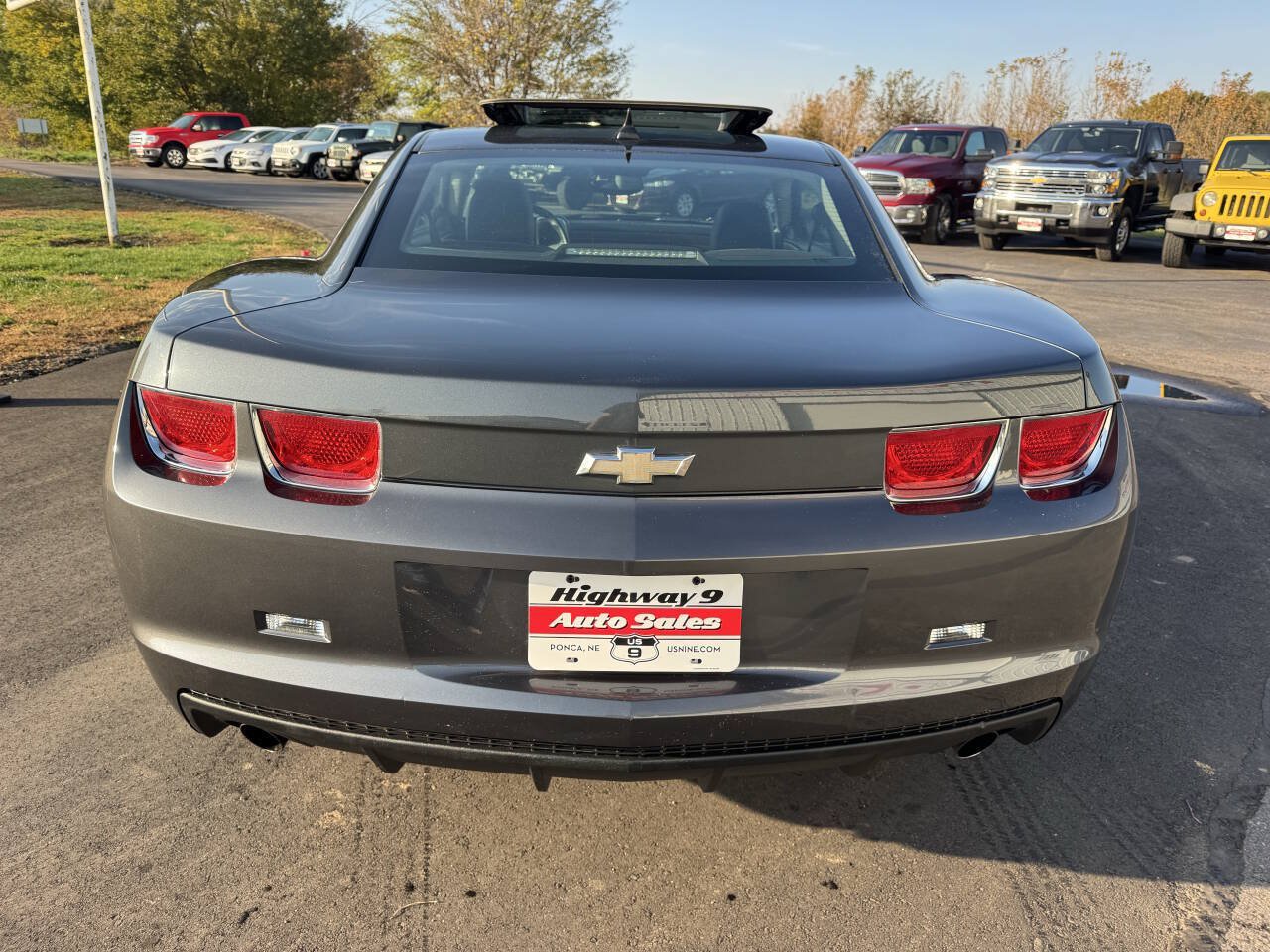 Used 2010 Chevrolet Camaro LT RWD image 5