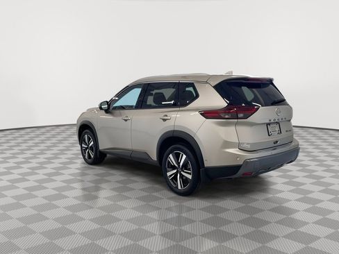 Certified 2024 Nissan Rogue SL w/ SL Premium Package image 7