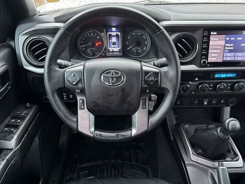 Used 2021 Toyota Tacoma TRD Off-Road w/ Technology Package image 14