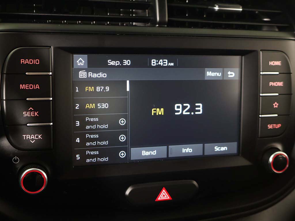 Used 2020 Kia Soul LX FWD image 40