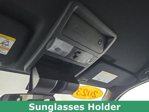 Used 2023 Nissan Frontier PRO-4X w/ Pro Convenience Package image 40