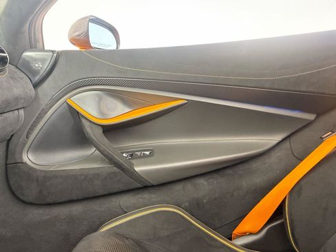 Used 2022 McLaren 720S Spider RWD image 34