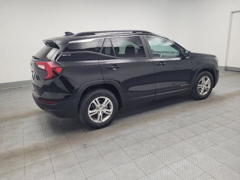 Used 2022 GMC Terrain SLE w/ Driver Convenience Package image 10