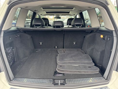 Used 2011 Mercedes-Benz GLK 350 4MATIC image 9