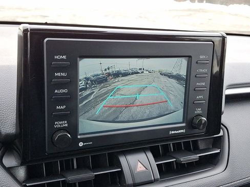 Certified 2022 Toyota RAV4 XLE image 17