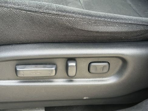Used 2022 Honda Pilot Sport image 12