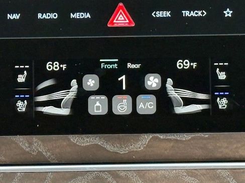 New 2025 Genesis GV80 3.5T Advanced image 24