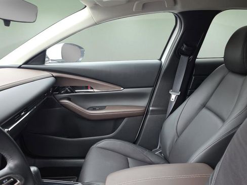 Used 2023 MAZDA CX-30 AWD 2.5 S w/ Premium Package image 13