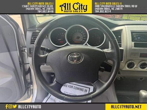 Used 2005 Toyota Tacoma PreRunner RWD image 26