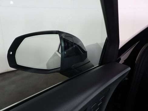 Used 2022 Audi Q5 2.0T Premium w/ Convenience Package image 35