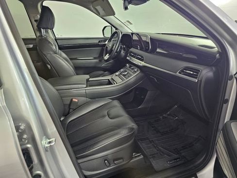 Used 2022 Hyundai Palisade Limited AWD/4WD image 14
