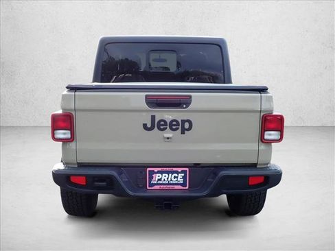 Used 2020 Jeep Gladiator Sport w/ Quick Order Package 24S AWD/4WD image 3