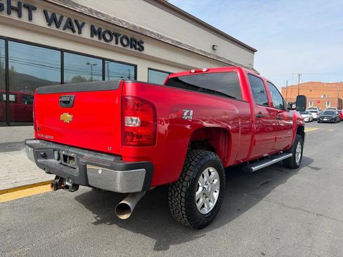Used 2013 Chevrolet Silverado 3500 LT w/ Interior Plus Package AWD/4WD image 3