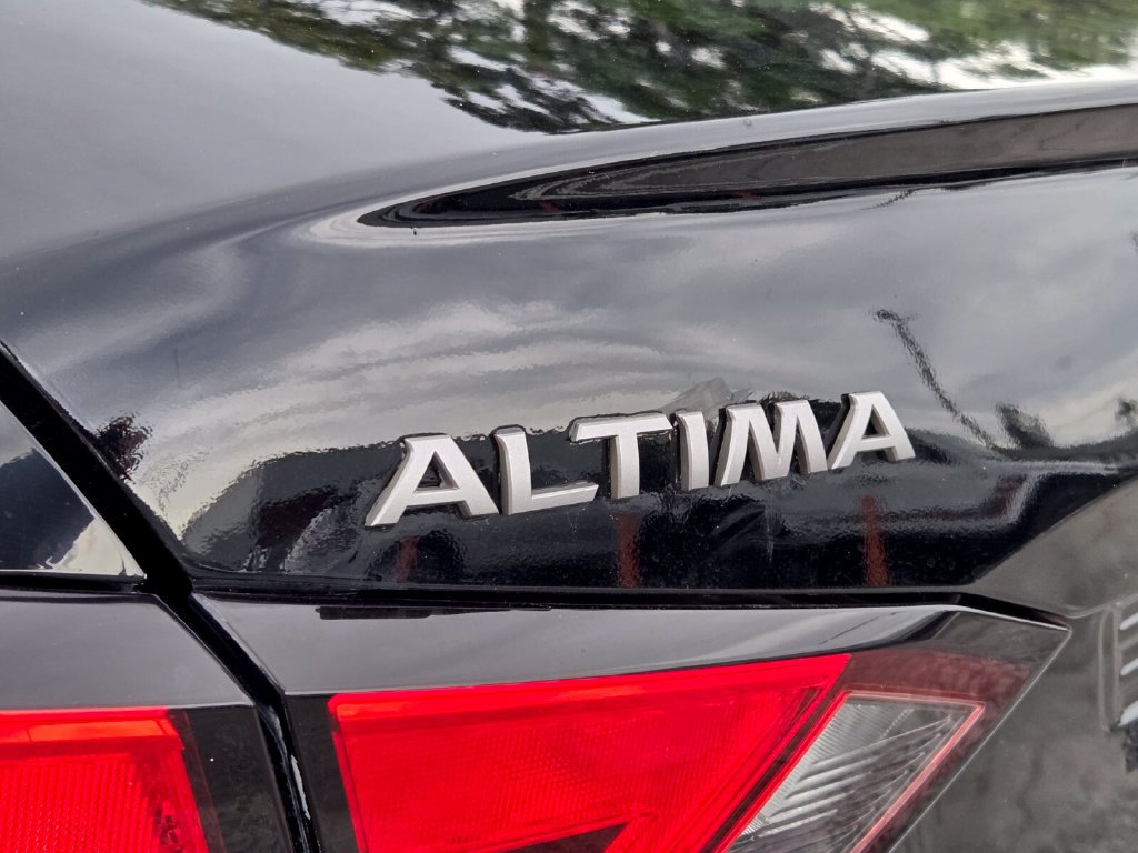 Used 2023 Nissan Altima 2.5 SV AWD/4WD image 10