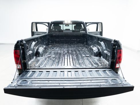 Used 2018 RAM 2500 Big Horn image 13