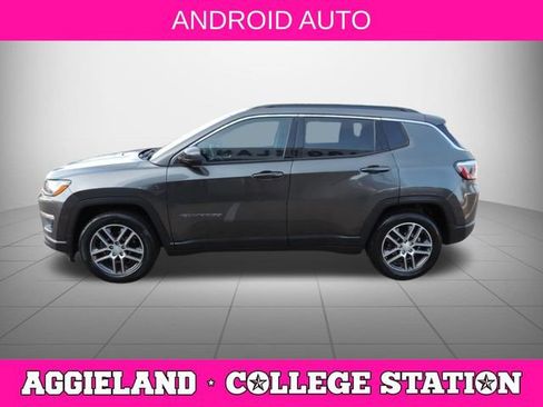 Used 2020 Jeep Compass Latitude FWD image 7