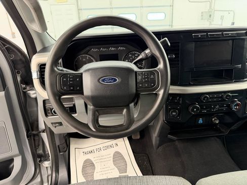 Used 2023 Ford F350 XLT AWD/4WD image 16