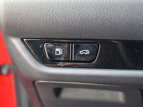 Certified 2025 Lexus NX 250 FWD w/ Towing Package (2000 Lbs) image 16