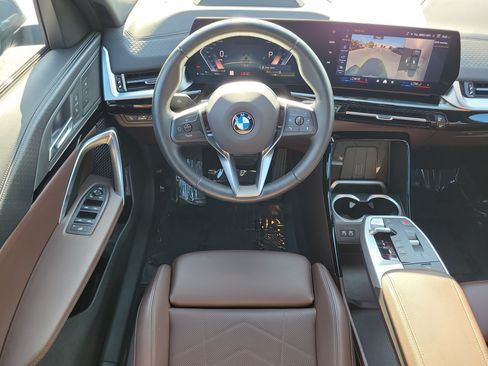 Used 2025 BMW X2 xDrive28i AWD/4WD image 15