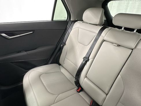 New 2025 Kia Niro EX image 14
