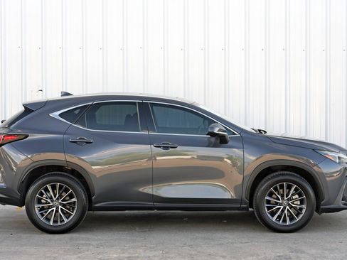 Used 2023 Lexus NX 250 FWD w/ Towing Package (2000 Lbs) image 54