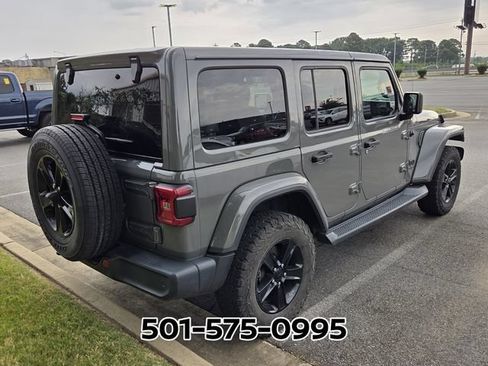Used 2020 Jeep Wrangler Unlimited Sahara AWD/4WD image 5