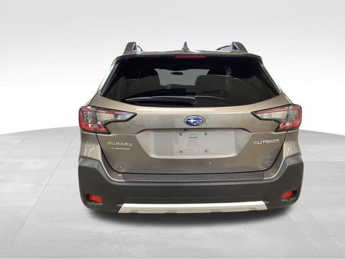 Used 2023 Subaru Outback Limited AWD/4WD image 28
