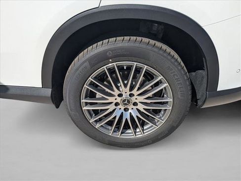 New 2026 Mercedes-Benz GLC 300 image 9