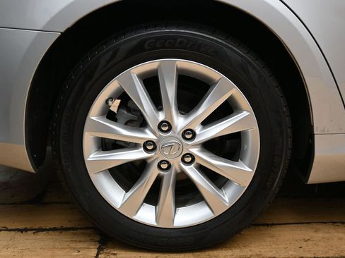 Used 2011 Lexus ES 350 FWD image 15