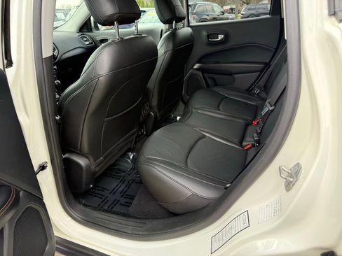 Used 2021 Jeep Compass Limited w/ Elite Interior Group AWD/4WD image 17