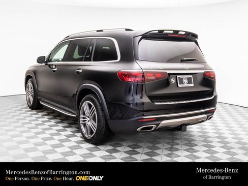 New 2026 Mercedes-Benz GLS 450 4MATIC image 3