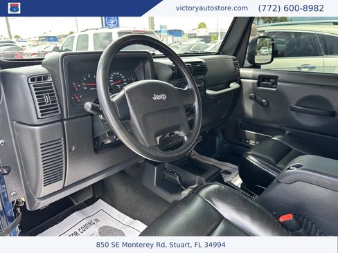 Used 2005 Jeep Wrangler X image 17