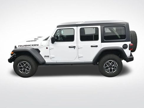 Used 2024 Jeep Wrangler Unlimited Rubicon AWD/4WD image 24