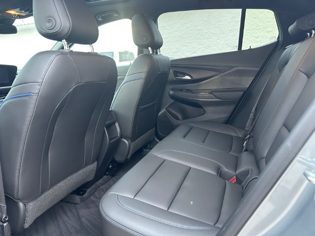 Used 2025 Buick Envista Sport Touring w/ Convenience I Package FWD image 18