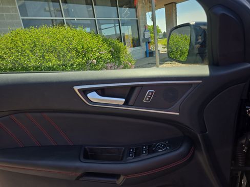 Used 2024 Ford Edge ST-Line AWD/4WD image 16