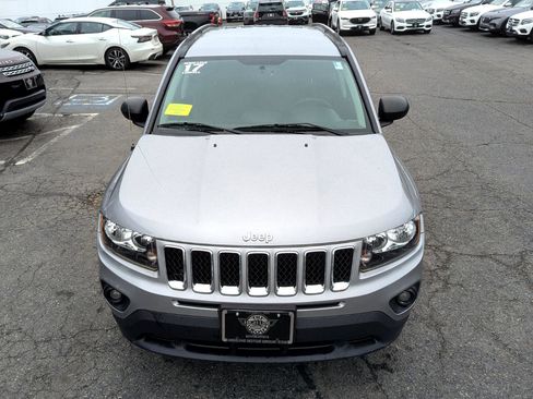 Used 2017 Jeep Compass Sport w/ Power Value Group image 4