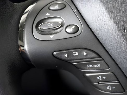 Used 2024 Nissan Murano SL image 30