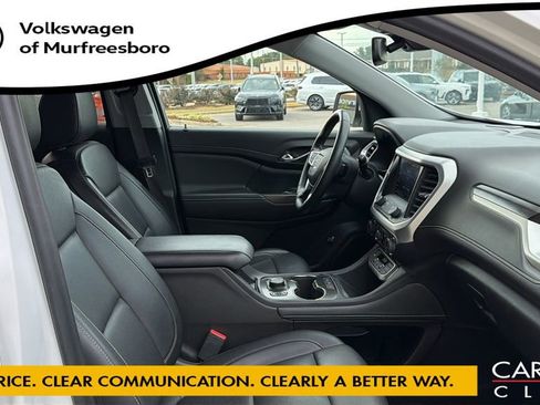 Used 2023 GMC Acadia SLT image 24