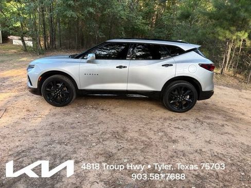 Used 2019 Chevrolet Blazer RS w/ Sun and Wheels Package AWD/4WD image 7
