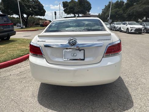 Used 2013 Buick LaCrosse Leather w/ Entertainment Package FWD image 4