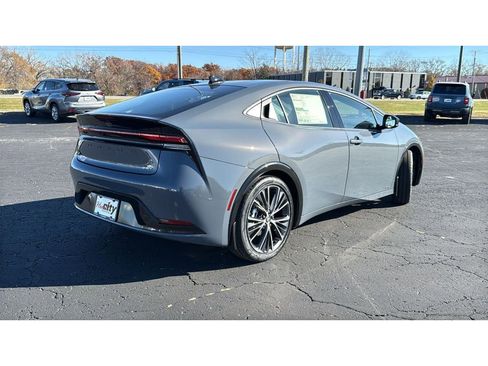 New 2026 Toyota Prius XLE image 7