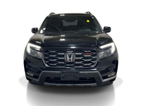 Used 2023 Honda Passport TrailSport image 6