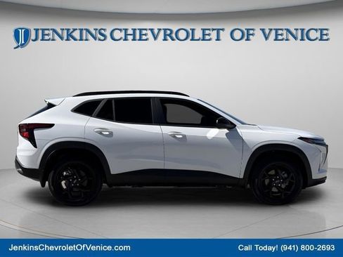 New 2026 Chevrolet Trax LT w/ Driver Confidence Package image 6