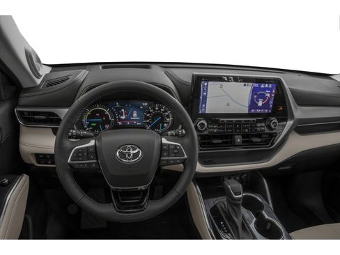 Used 2021 Toyota Highlander Platinum image 5