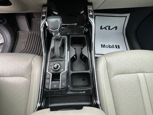 Used 2023 Kia Sorento SX AWD/4WD image 28