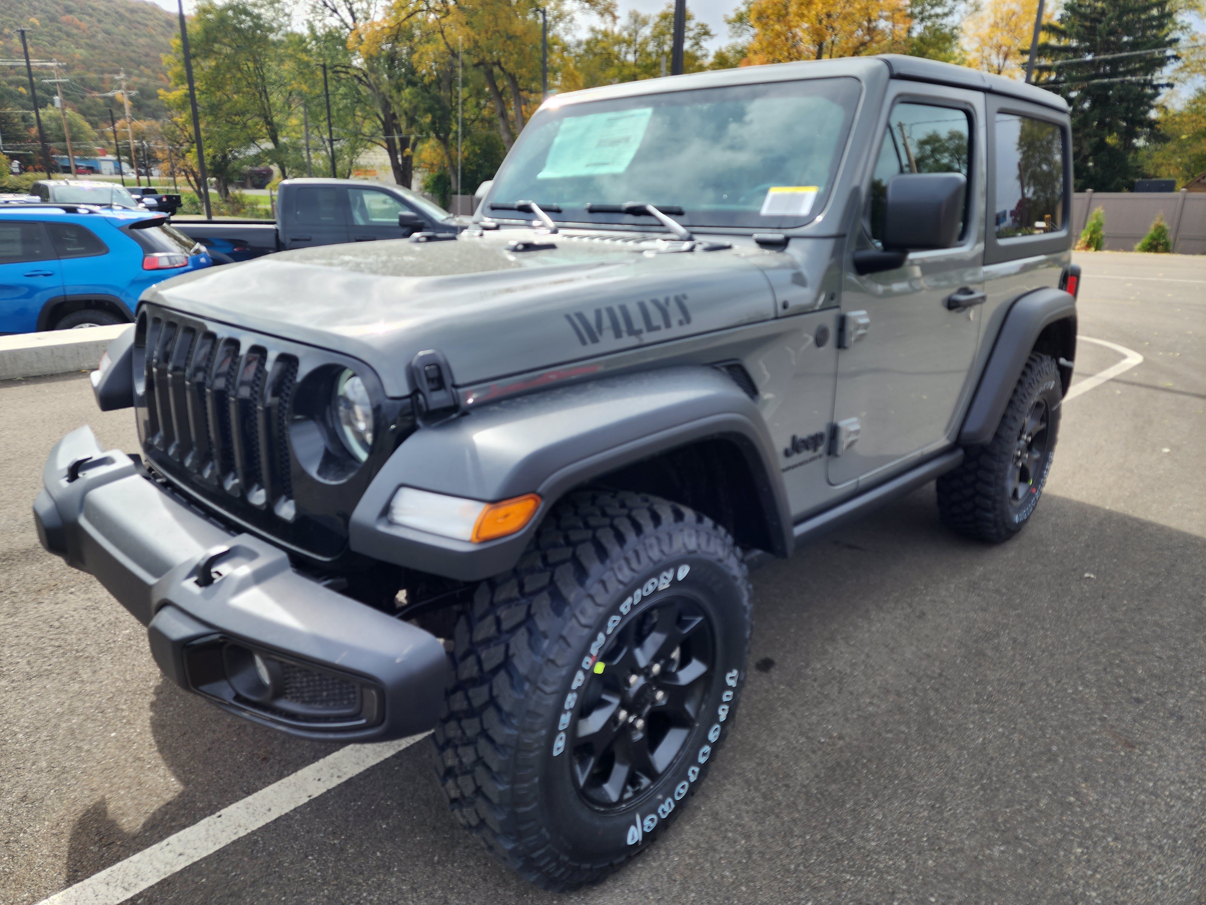 Used 2023 Jeep Wrangler Sport AWD/4WD image 2