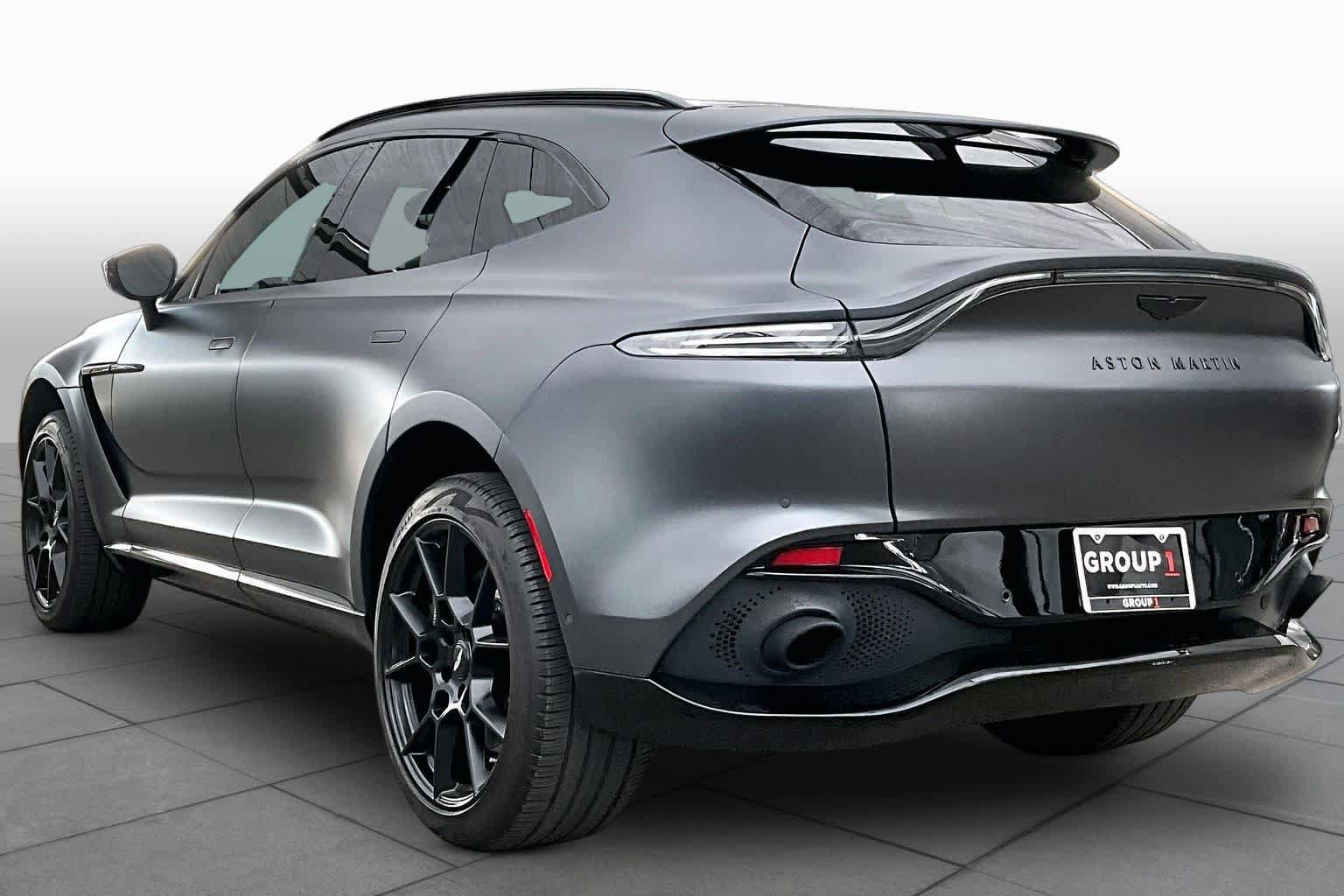 Used 2022 Aston Martin DBX AWD/4WD image 12