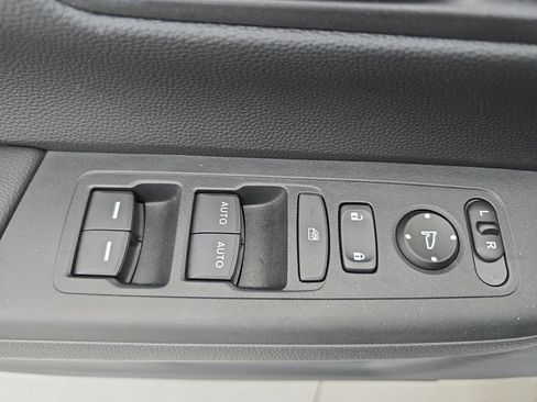 Certified 2023 Honda CR-V Sport image 27