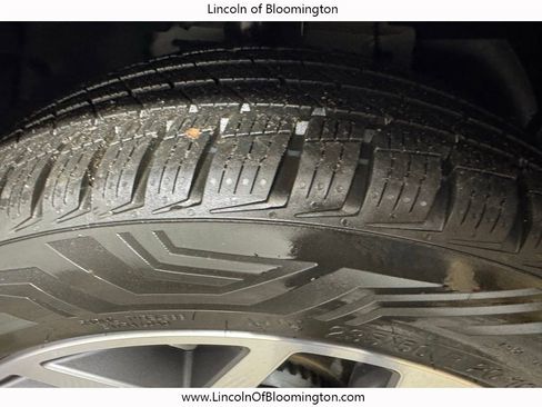 Used 2023 Land Rover Range Rover Evoque R-Dynamic S AWD/4WD image 13