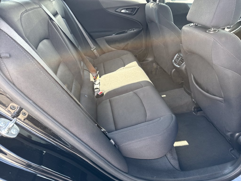 Used 2024 Chevrolet Malibu LT FWD image 19